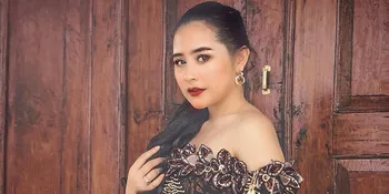 Prilly Latuconsina Jajal Pakai Kebaya, Dapat Pujian Dari Maxime Bouttier