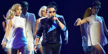 PSY Raih 77 Miliar Berkat Gangnam Style!