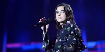 Pulang Kampung ke London, Dua Lipa Piknik Romantis di Taman
