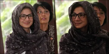 Pulang Umroh, Wanda Hamidah Masih Bungkam Pada Wartawan