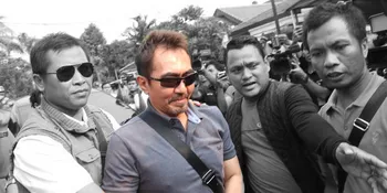 Punya Senpi - Pakai Narkoba, Aa Gatot Brajamusti Dihukum Berat?