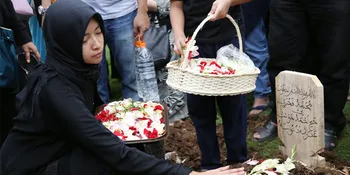 Putra Oon Project Pop yang Pertama Kali Tahu Papanya Sudah Tiada