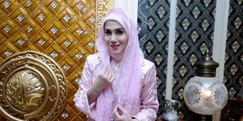 Putranya Mesra Dengan Chelsea Islan, Marini Zumarnis Ogah Komentar