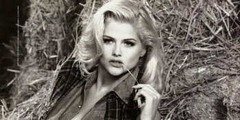 Putri Mendiang Anna Nicole Smith Jadi Model Guess