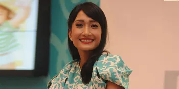 Putri Sulung Artika Sari Devi Jadi Panutan Sang Adik di Rumah