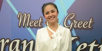 Putrinya Sienna Wisuda, Marshanda Foto Keluarga Bareng Istri Ben Kasyafani
