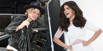 Putus Dari Zedd, Selena Gomez Gandeng Cody Simpson