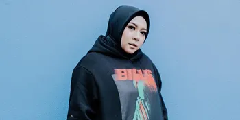 Putuskan Berhijab, Melly Goeslaw Sempat Nggak Dapat Pekerjaan Selama 2 Tahun