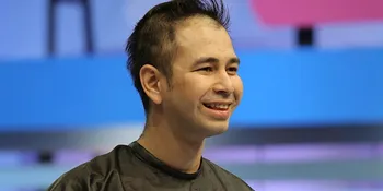 Raffi Ahmad Pakai Singlet Vs 7 Manusia Harimau