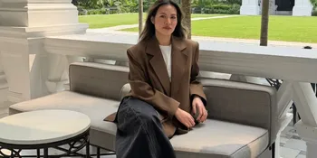 Raisa Unggah Selfie dengan Seorang Pria, Go Public?