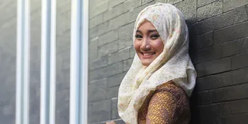 [Ralat] Persiapkan Sekolah di Luar Negeri, Fatin Belajar Masak