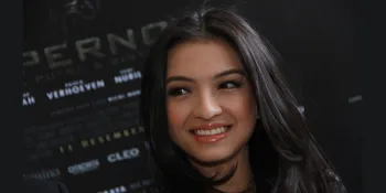 Raline Shah Berani Naiki Buaya?