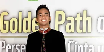 Rama Widi, Pemain Harpa Pria Dari Indonesia