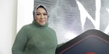 Ramadan, Melly Goeslaw Minta Hijabers Kurang-Kurangin Pencitraan Posting Relijius Tapi Nenteng Hermes