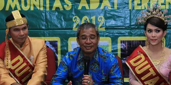 Ratna Listy dan Krisna Mukti Jadi Duta Komunitas Adat Terpencil