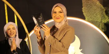 Rawat Kulit, Irish Bella Sarankan Jangan Salah Pilih Sabun Mandi