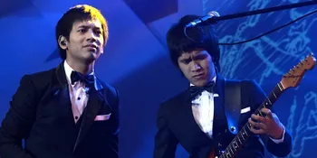 Rayakan 10 Tahun Perjalanan, D Masiv Buat Anak Yatim Terharu