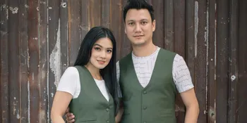 Rayakan 10 Tahun Pernikahan, Titi Kamal &#38; Christian Sugiono Liburan Romantis ke Bali