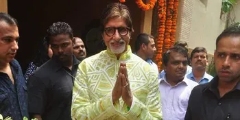 Rayakan Ultah ke-73 Bareng Fans & Media, Amitabh Bachchan Bahagia