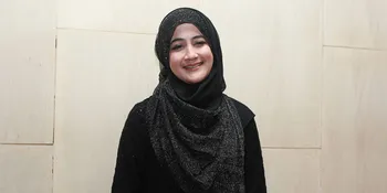 Rayakan Ultah, Pipik Dian Irawati Pilih Berdiam di Masjid