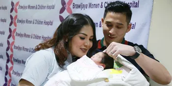 Reaksi Manis Putra Sulung Nindy Atas Kelahiran Adik Kecilnya