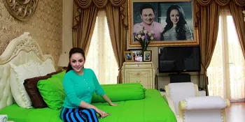 Regina Ngaku Nikah Siri 3 Tahun, Ini Pembelaan Farhat Abbas