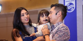 Resmi Cerai Dari Nicky Tirta, Liza Elly Tak Menuntut Hak Asuh Anak & Nafkah