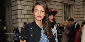 Resmi Jadi Istri Mark Wright, Ini Perasaan Michelle Keegan