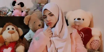 Resmi Jadi Mualaf, Dinar Candy Beberkan Nama Muslim Asistennya