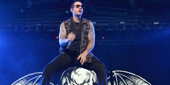 Resmi, Posisi Drum Pada Tubuh Avenged Sevenfold Kembali Kosong