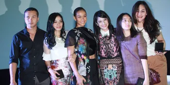 Reunian, Pemain 'ADA APA DENGAN CINTA' Berselfie Cantik