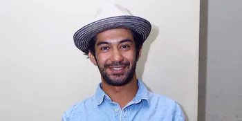 Reza Rahadian Raih Best Actor di 'Asia Pacific Film Festival'