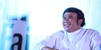 Rhoma Irama Sudah 44 Tahun Blusukan Bersama Soneta