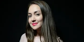 Rianti Cartwright Senang Bisa Foto Bareng Cristiano Ronaldo