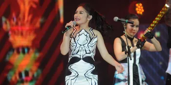 Rilis Album Bertema Friendzone, Prilly Latuconsina Siap Konser