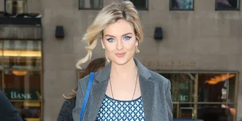 Rilis Klip Terbaru, Pacar Zayn Malik Malah Praktekkan Ilmu Hitam