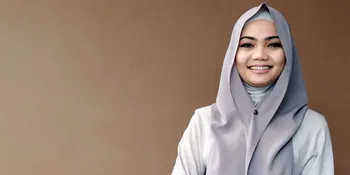 Rina Nose Lepas Hijab, Begini Gambaran Sosoknya di Mata Kembarannya