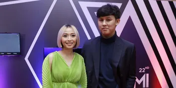 Rinni Wulandari dan Jevin Julian Daur Ulang Kamulah Satu Satunya