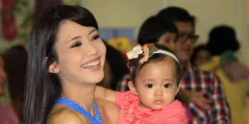 Ririn Dwi Ariyanti Happy Bersama Keluarga