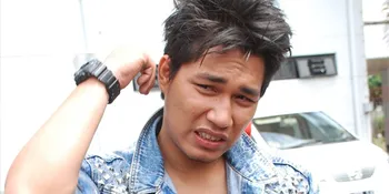 Rizal Armada Berbagi Tips Kendarai Motor Gede