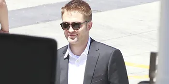 Robert Pattinson Kencani Putri Sean Penn?