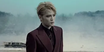 Rocker Seksi, Jaejoong JYJ Rilis MV Kelam 'Just Another Girl'