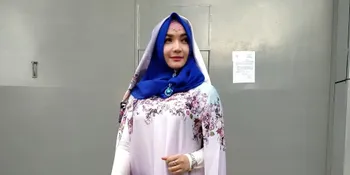 Roro Fitria Akan Putar Secara Serentak Single Terbarunya Berjudul Rindu Ibu di 120 Radio di Indonesia