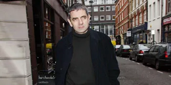 Rowan Atkinson Punya Kekasih Baru!