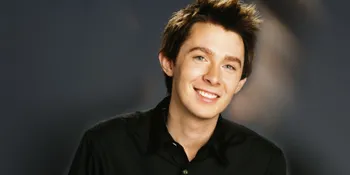Runner up American Idol ini Calonkan Diri Jadi Pejabat?