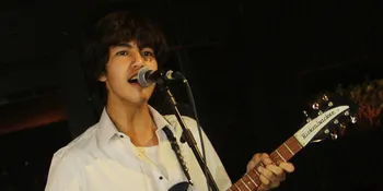 Saat Kecil, Ternyata Wajah El Rumi Pernah Seimut Ini