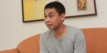 Saat Raditya Dika Terpesona Dengan Cewek Tercantik di Kelurahan