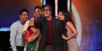 Saat Shahrukh Khan dan Amitabh Bachchan Selfie ala Ellen
