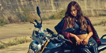 Saat Yuri SNSD Melambai dan Ngintip Manja, Bikin Salah Tingkah
