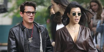 Saling Goda, John Mayer Diam-Diam Naksir Kourtney Kardashian?